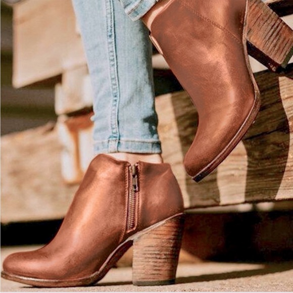 Freebird by Steven Shoes - Freebird by Steven Darius Chunky Heel Ankle Booties